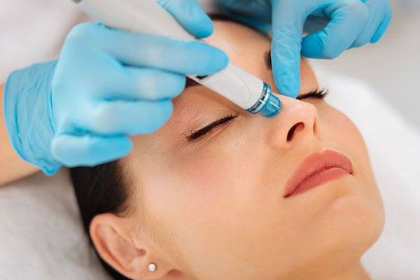 Hydra Facial Treatment in Wakad, Pune- Wonder Glow and Smile Clinic Hydra Facial Treatment in Wakad, Pune- Wonder Glow and Smile Clinic